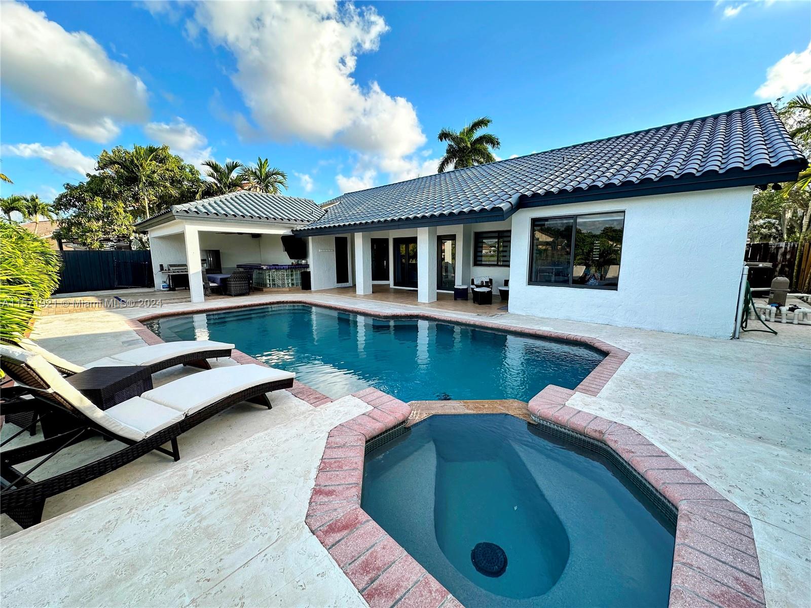 Miami, Florida 33185, 4 Bedrooms Bedrooms, ,2 BathroomsBathrooms,Residentiallease,For Rent,A11571921