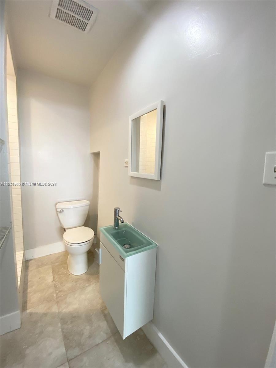 60 NE 78th St B, Miami, Florida 33138, ,1 BathroomBathrooms,Residentiallease,For Rent,60 NE 78th St B,A11571945