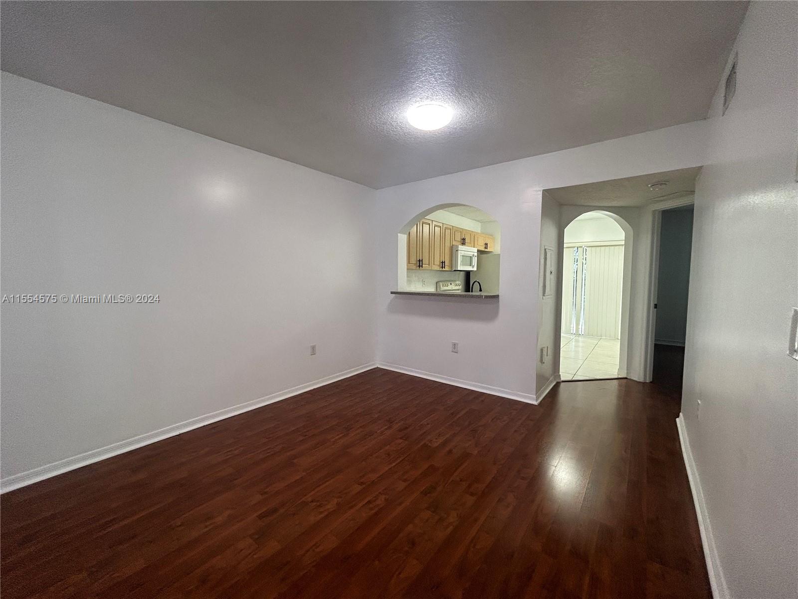 1260 SE 31st Ct 103-34, Homestead, Florida 33035, 2 Bedrooms Bedrooms, ,2 BathroomsBathrooms,Residentiallease,For Rent,1260 SE 31st Ct 103-34,A11554575