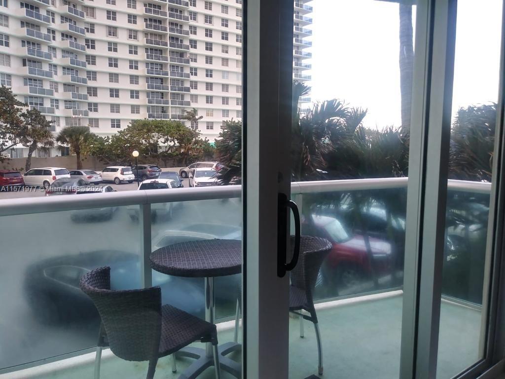 3801 S Ocean Dr 2B, Hollywood, Florida 33019, 1 Bedroom Bedrooms, ,1 BathroomBathrooms,Residentiallease,For Rent,3801 S Ocean Dr 2B,A11571977