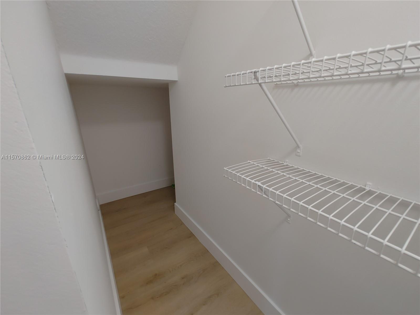 15353 SW 31 TE 15353, Miami, Florida 33185, 3 Bedrooms Bedrooms, ,2 BathroomsBathrooms,Residentiallease,For Rent,15353 SW 31 TE 15353,A11570862