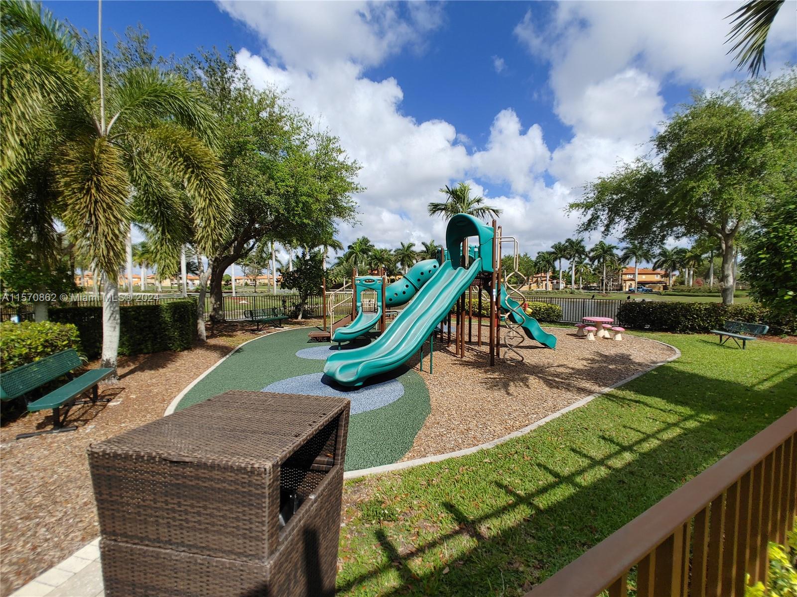 15353 SW 31 TE 15353, Miami, Florida 33185, 3 Bedrooms Bedrooms, ,2 BathroomsBathrooms,Residentiallease,For Rent,15353 SW 31 TE 15353,A11570862