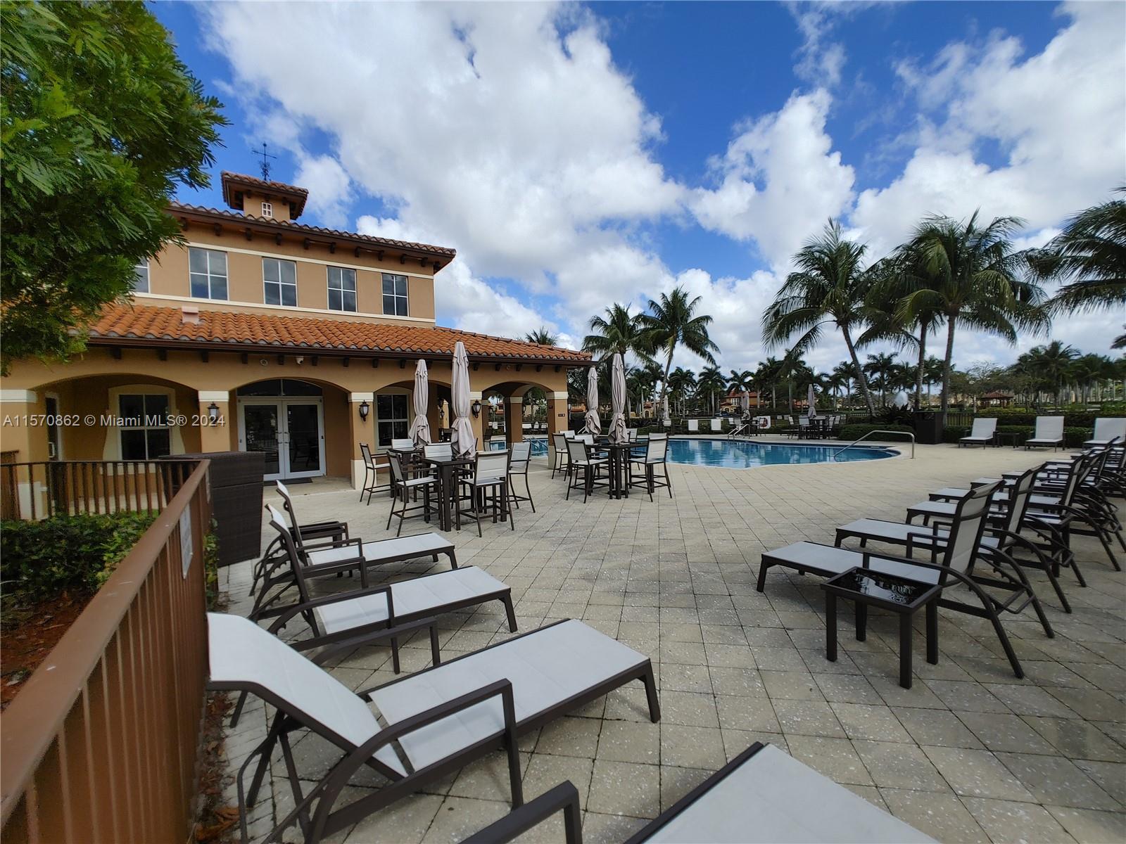 15353 SW 31 TE 15353, Miami, Florida 33185, 3 Bedrooms Bedrooms, ,2 BathroomsBathrooms,Residentiallease,For Rent,15353 SW 31 TE 15353,A11570862
