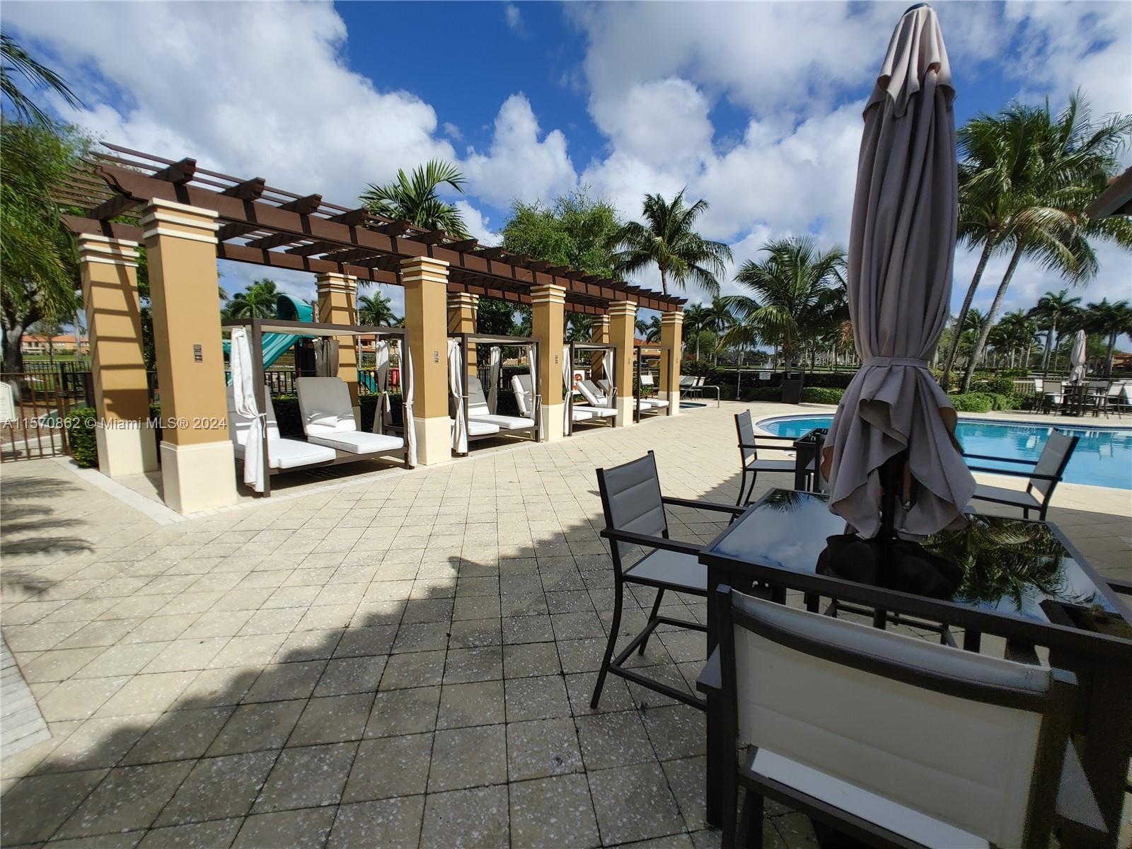 15353 SW 31 TE 15353, Miami, Florida 33185, 3 Bedrooms Bedrooms, ,2 BathroomsBathrooms,Residentiallease,For Rent,15353 SW 31 TE 15353,A11570862