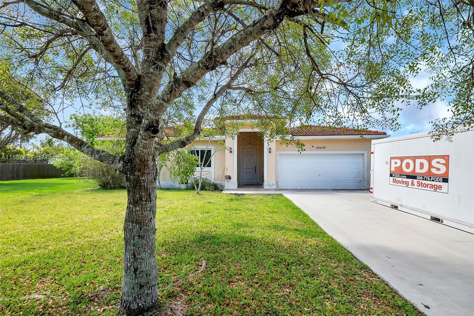 Ready for a beautiful quiet neighborhood? here is a  4/2  large back yard ( 19695 sq ft), with lots of space for a pool. Ready for a family with pets. This home is ready for your family to make it your own.