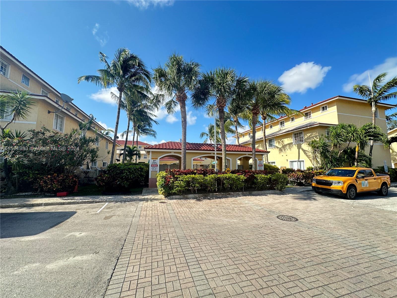 2054 NE 167th St 3-122, North Miami Beach, Florida 33162, 3 Bedrooms Bedrooms, ,2 BathroomsBathrooms,Residentiallease,For Rent,2054 NE 167th St 3-122,A11571983