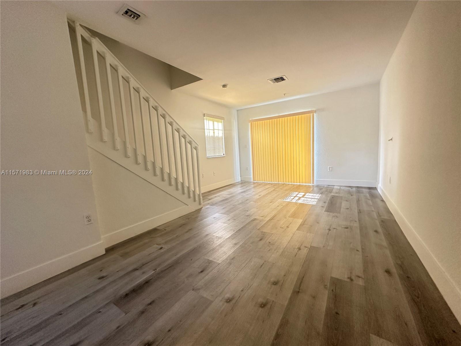2054 NE 167th St 3-122, North Miami Beach, Florida 33162, 3 Bedrooms Bedrooms, ,2 BathroomsBathrooms,Residentiallease,For Rent,2054 NE 167th St 3-122,A11571983