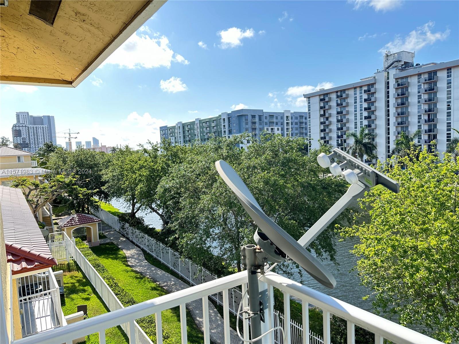 2054 NE 167th St 3-122, North Miami Beach, Florida 33162, 3 Bedrooms Bedrooms, ,2 BathroomsBathrooms,Residentiallease,For Rent,2054 NE 167th St 3-122,A11571983