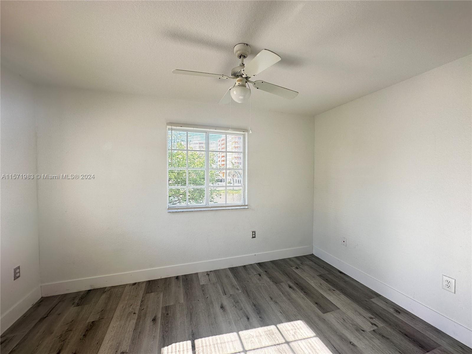 2054 NE 167th St 3-122, North Miami Beach, Florida 33162, 3 Bedrooms Bedrooms, ,2 BathroomsBathrooms,Residentiallease,For Rent,2054 NE 167th St 3-122,A11571983