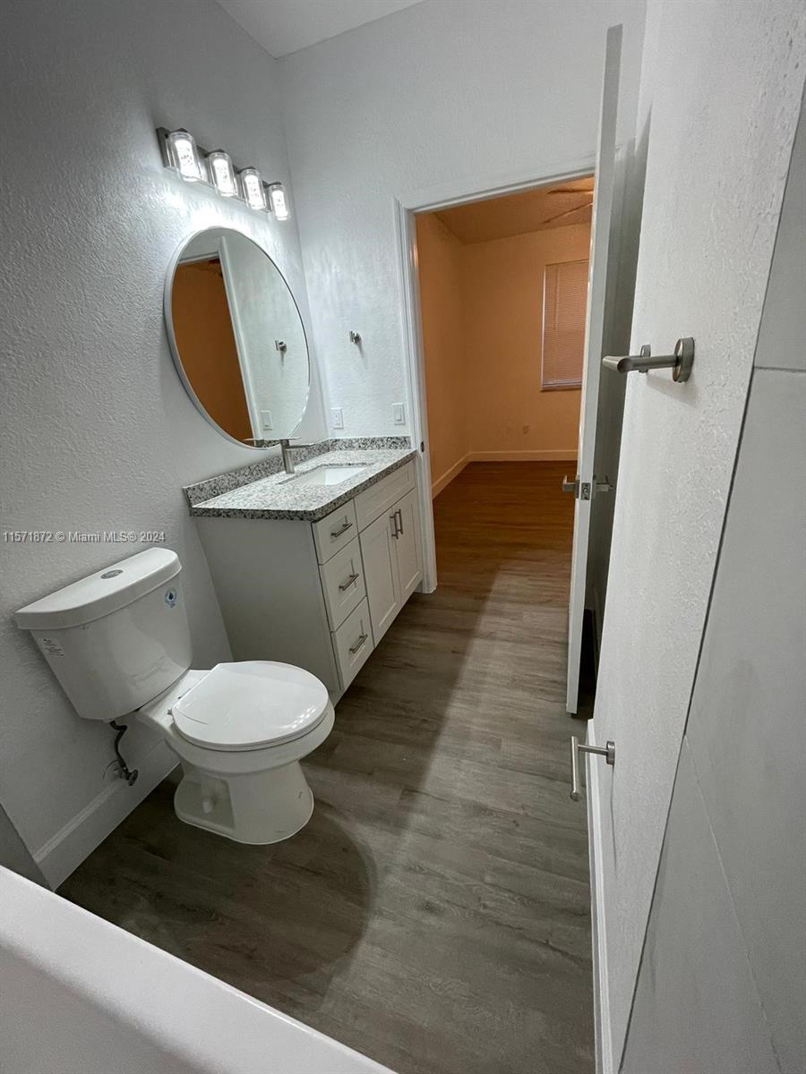 Homestead, Florida 33035, 2 Bedrooms Bedrooms, ,2 BathroomsBathrooms,Residentiallease,For Rent,11571872
