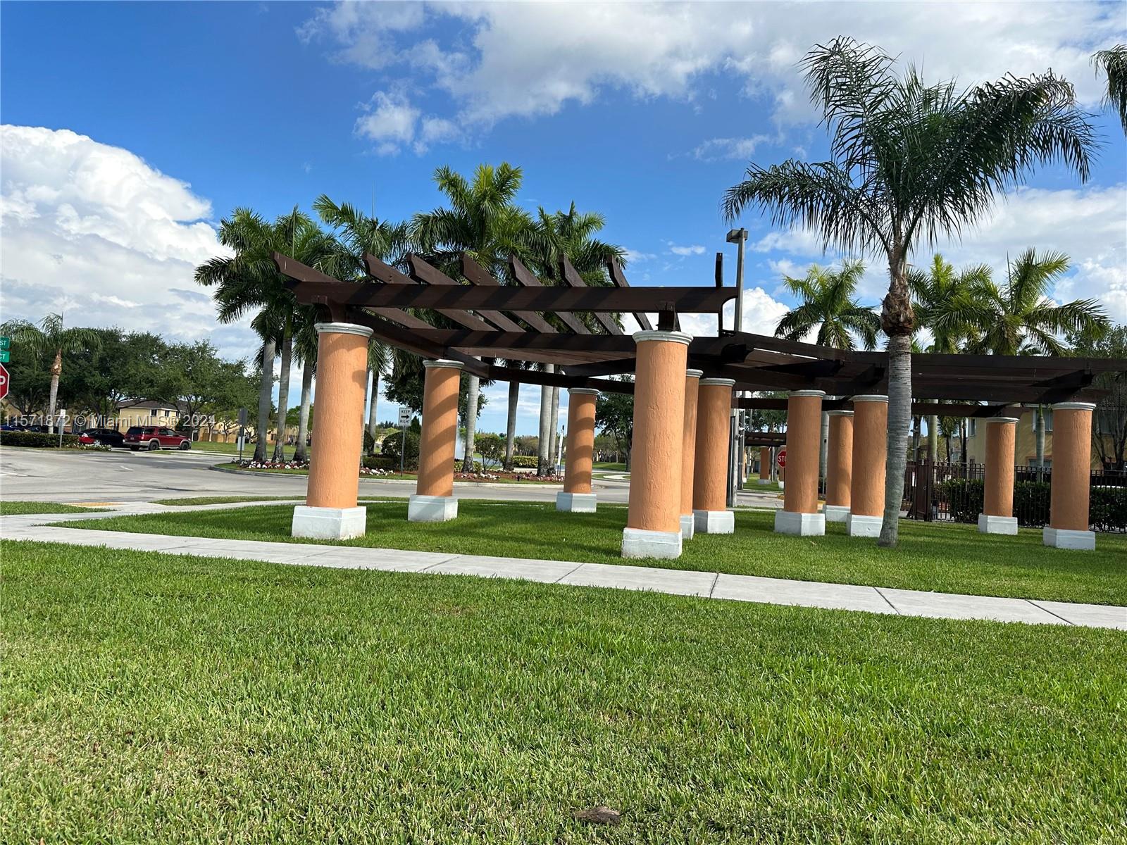 Homestead, Florida 33035, 2 Bedrooms Bedrooms, ,2 BathroomsBathrooms,Residentiallease,For Rent,11571872