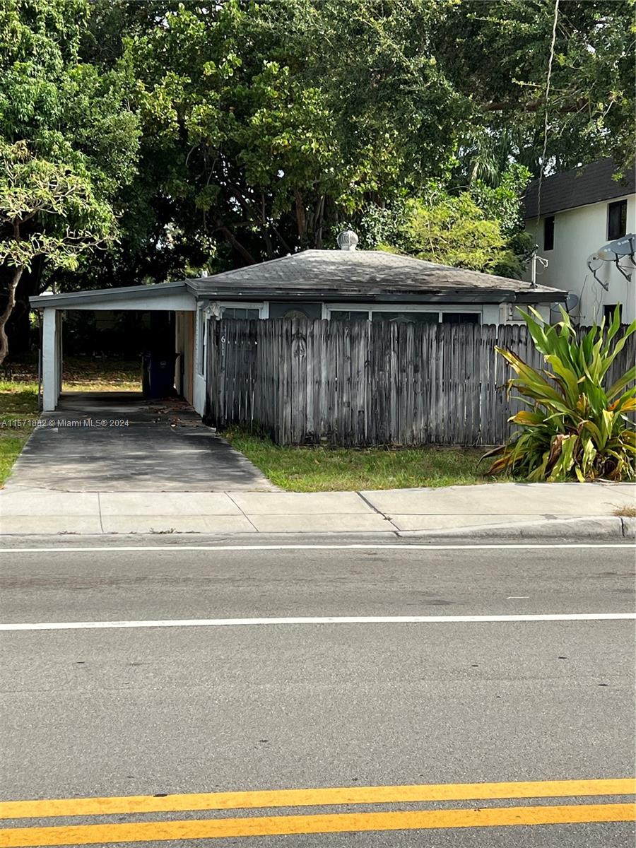 611 NE 26th St, Wilton Manors, Florida image 11