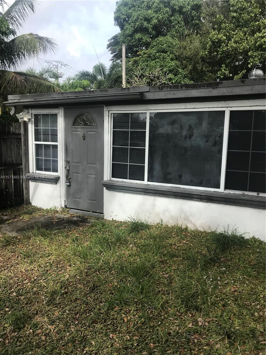 611 NE 26th St, Wilton Manors, Florida image 13