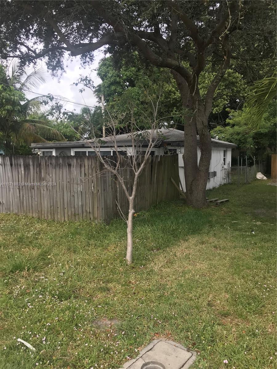 611 NE 26th St, Wilton Manors, Florida image 8