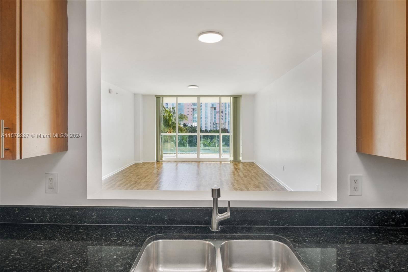 3340 NE 190th St 603, Aventura, Florida 33180, 2 Bedrooms Bedrooms, ,2 BathroomsBathrooms,Residential,For Sale,3340 NE 190th St 603,A11570227
