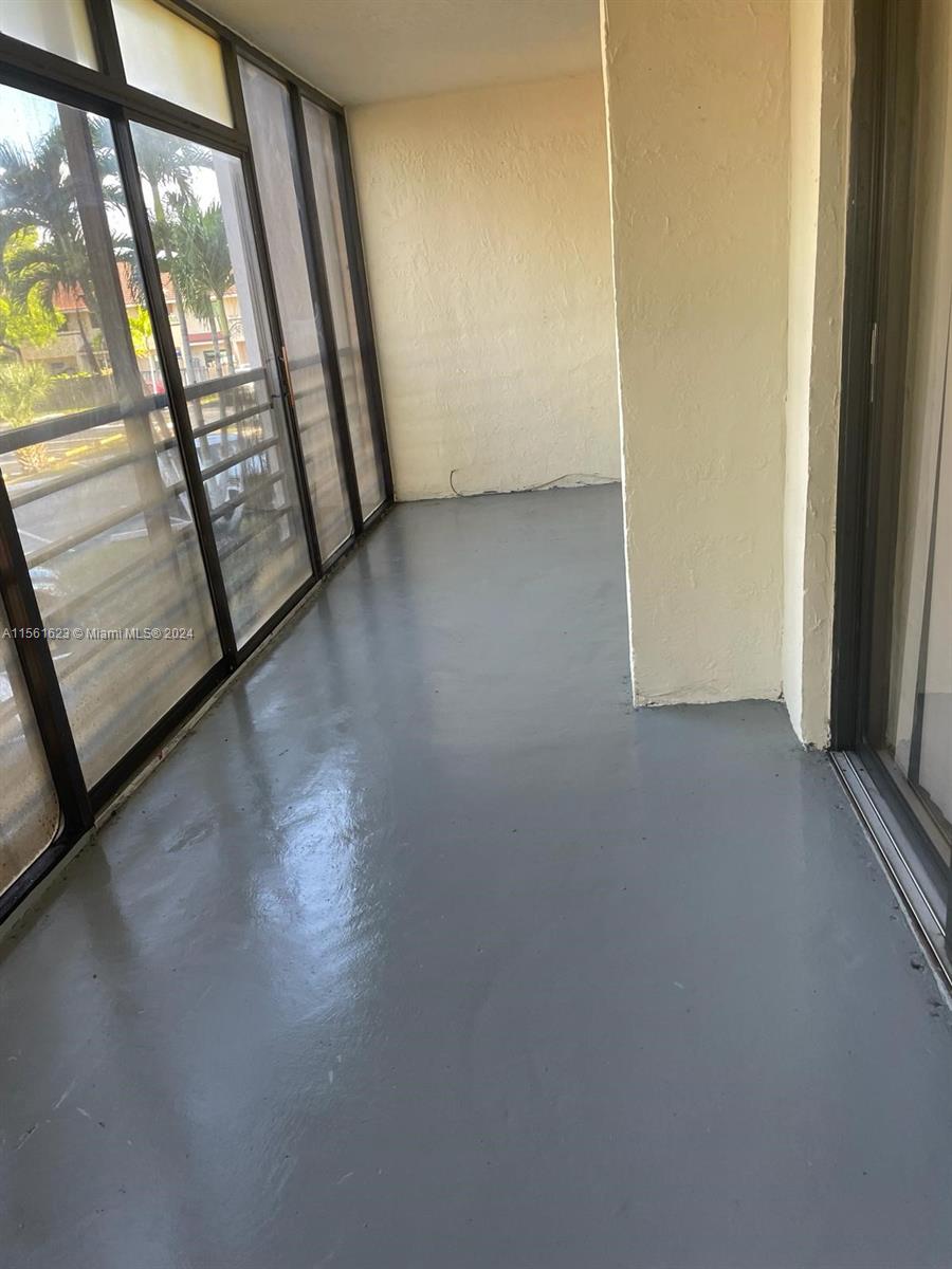 18000 NW 68th Ave 201A, Hialeah, Florida 33015, 2 Bedrooms Bedrooms, ,2 BathroomsBathrooms,Residentiallease,For Rent,18000 NW 68th Ave 201A,A11561623