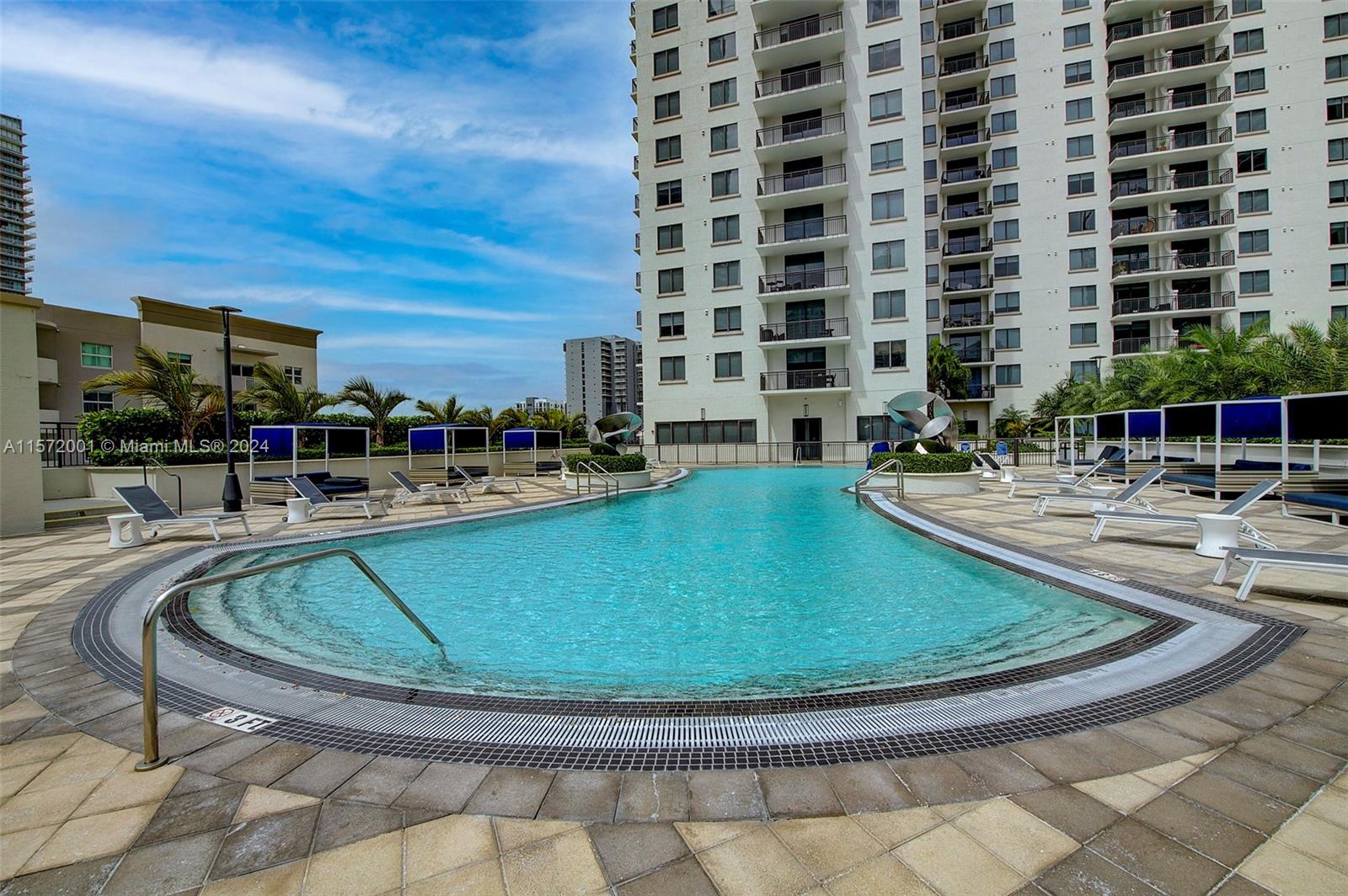 999 SW 1st Ave 2010, Miami, Florida 33130, 1 Bedroom Bedrooms, ,1 BathroomBathrooms,Residentiallease,For Rent,999 SW 1st Ave 2010,A11572001