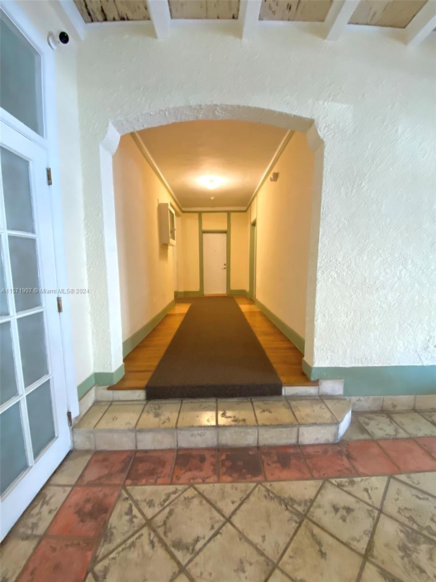900 16th St 108, Miami Beach, Florida 33139, 2 Bedrooms Bedrooms, ,1 BathroomBathrooms,Residential,For Sale,900 16th St 108,A11571907