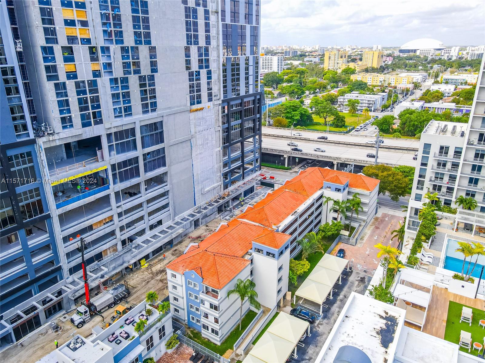 269 NW 7th St 121, Miami, Florida 33136, 2 Bedrooms Bedrooms, ,2 BathroomsBathrooms,Residentiallease,For Rent,269 NW 7th St 121,A11571716