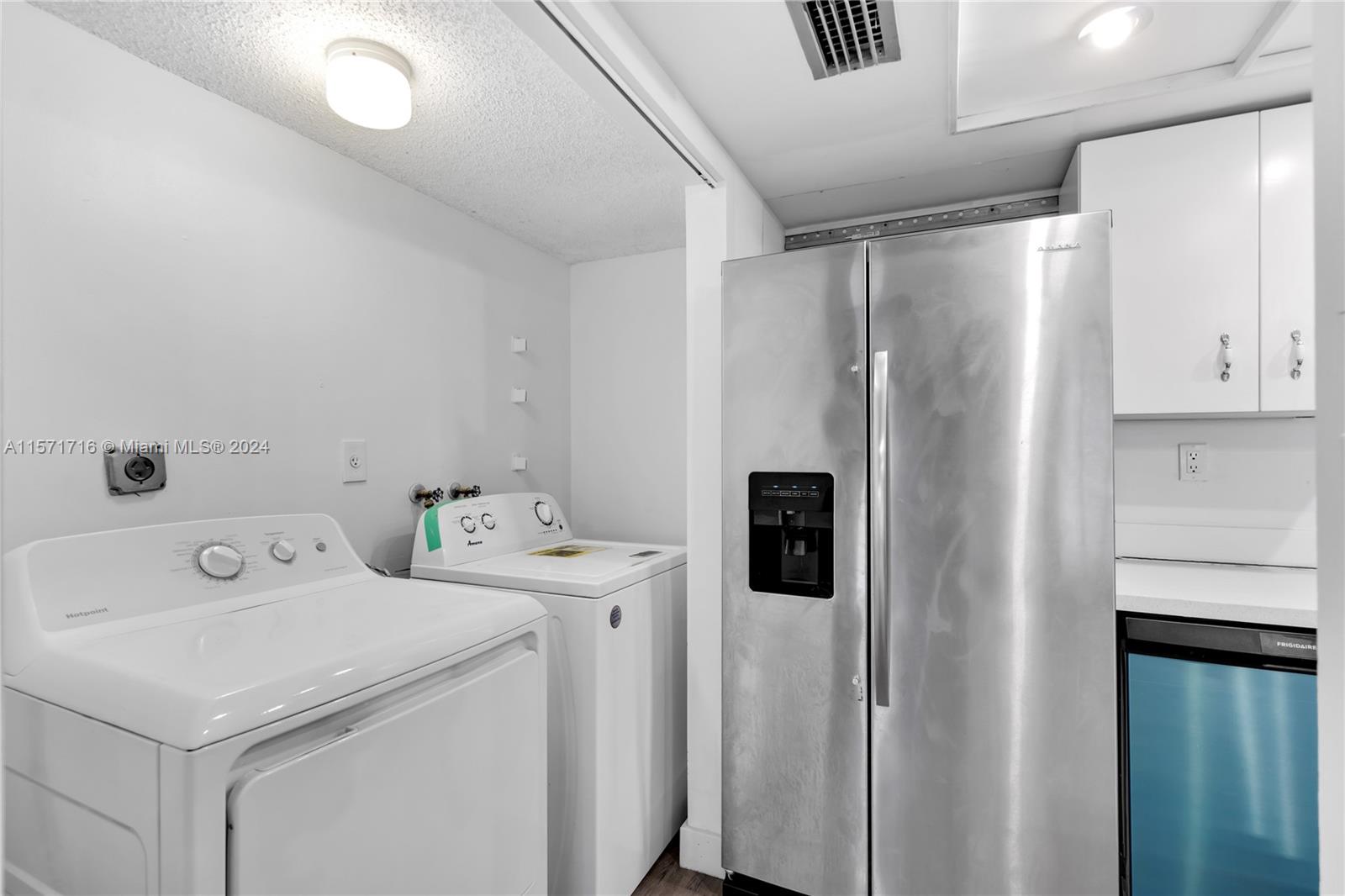 269 NW 7th St 121, Miami, Florida 33136, 2 Bedrooms Bedrooms, ,2 BathroomsBathrooms,Residentiallease,For Rent,269 NW 7th St 121,A11571716