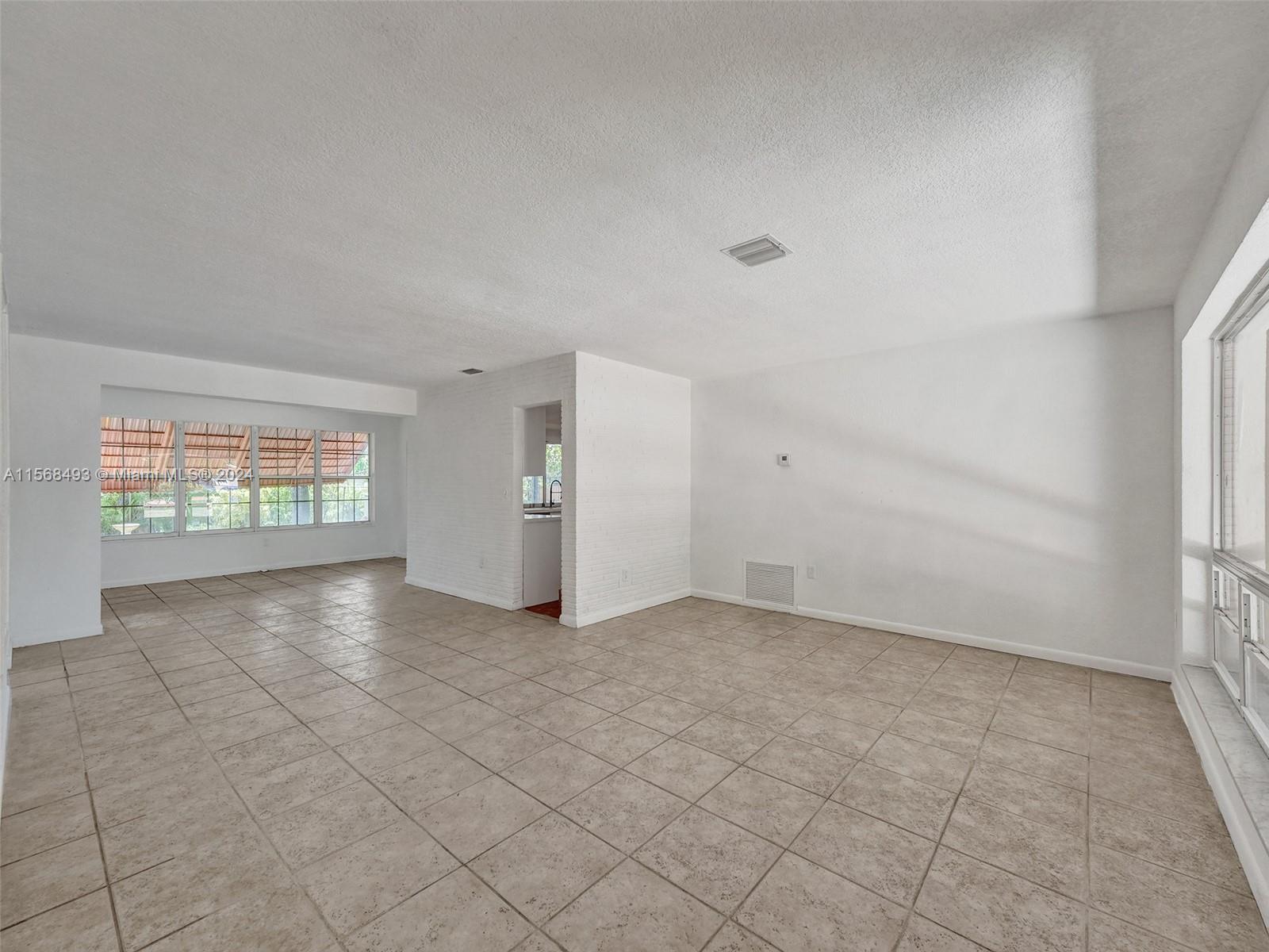 7150 Coral Blvd, Miramar, Florida 33023, 3 Bedrooms Bedrooms, ,2 BathroomsBathrooms,Residentiallease,For Rent,7150 Coral Blvd,A11568493