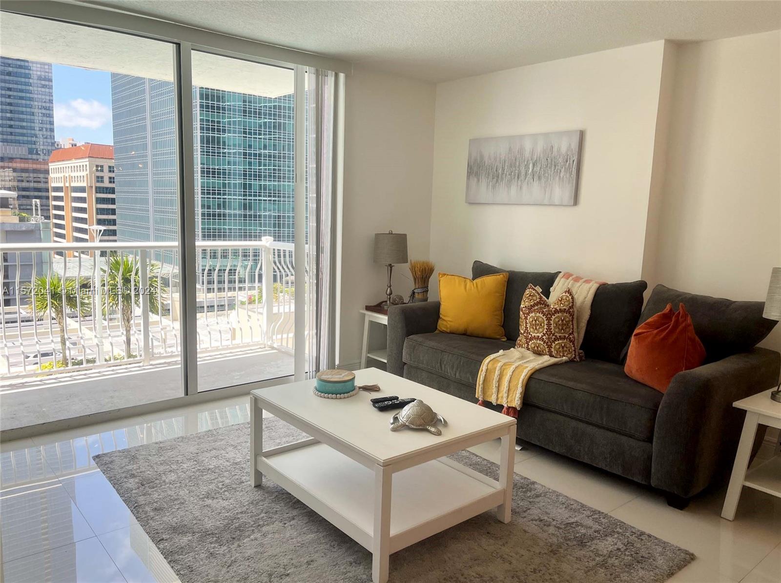 1200  Brickell Bay Dr #1521 For Sale A11572041, FL
