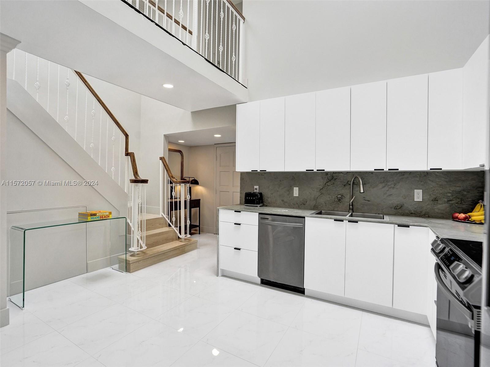 20212 NE 34th Ct 55-A, Aventura, Florida 33180, 3 Bedrooms Bedrooms, ,2 BathroomsBathrooms,Residential,For Sale,20212 NE 34th Ct 55-A,A11572057