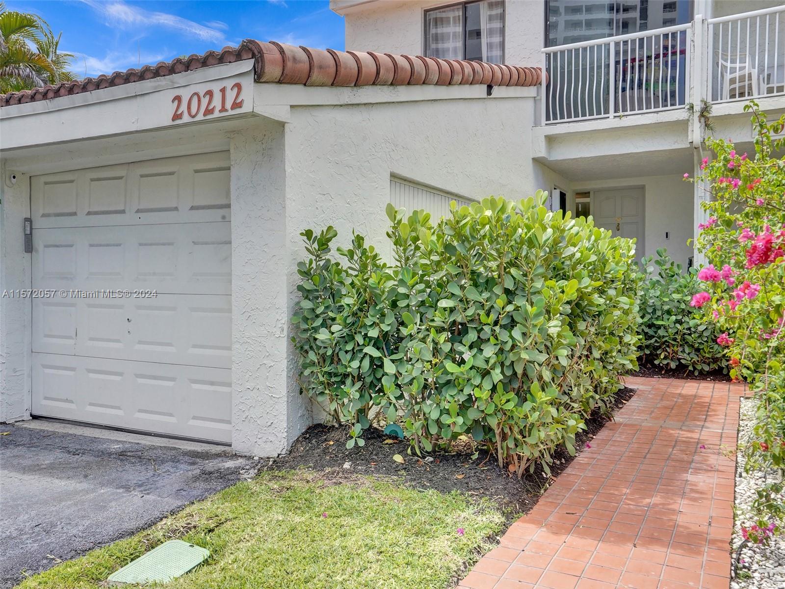 20212 NE 34th Ct 55-A, Aventura, Florida 33180, 3 Bedrooms Bedrooms, ,2 BathroomsBathrooms,Residential,For Sale,20212 NE 34th Ct 55-A,A11572057