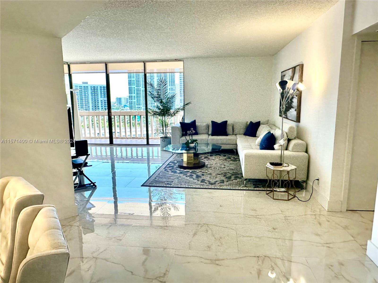 19355 Turnberry Way 8G, Aventura, Florida 33180, 2 Bedrooms Bedrooms, ,2 BathroomsBathrooms,Residentiallease,For Rent,19355 Turnberry Way 8G,A11571400