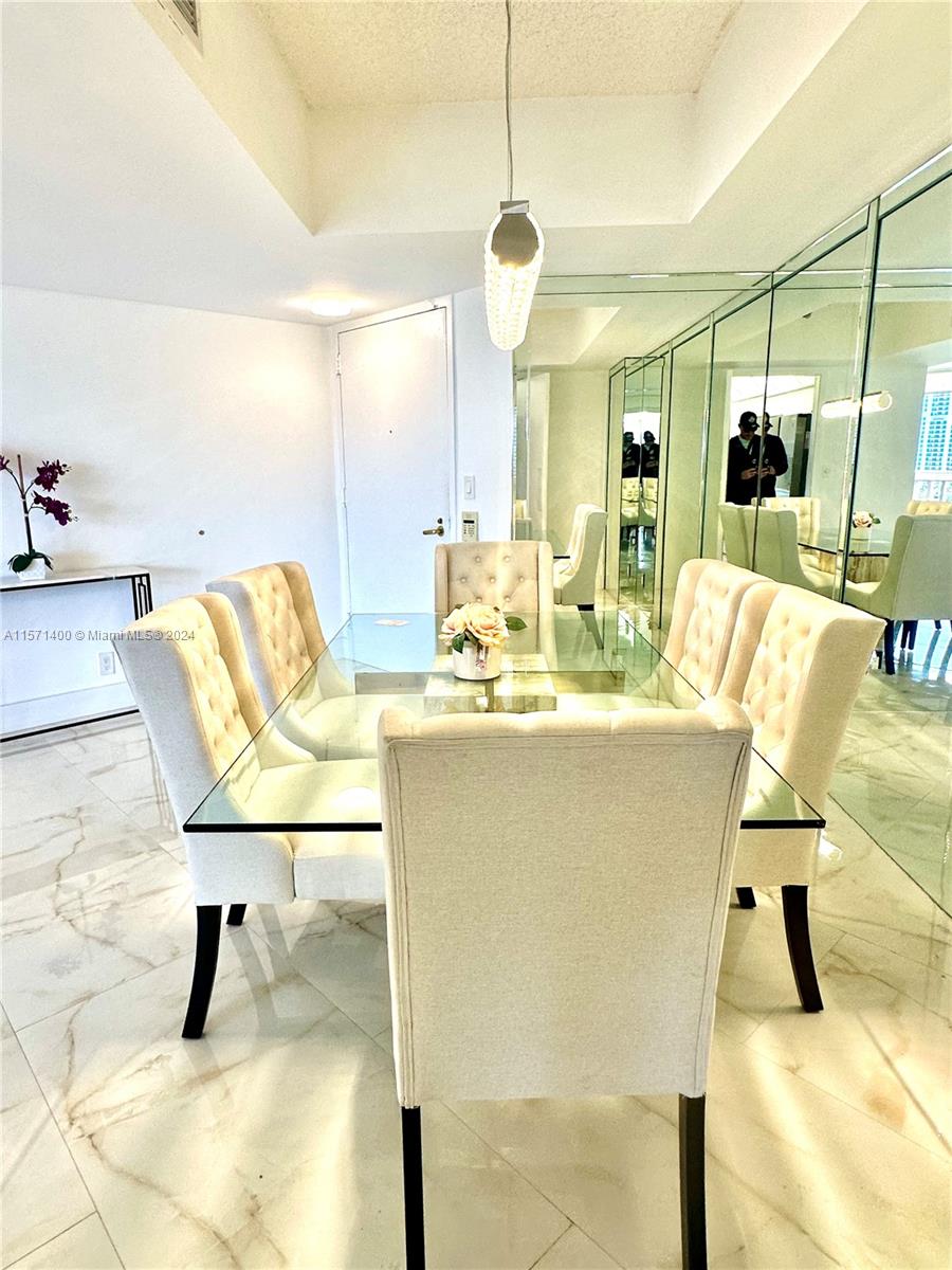 19355 Turnberry Way 8G, Aventura, Florida 33180, 2 Bedrooms Bedrooms, ,2 BathroomsBathrooms,Residentiallease,For Rent,19355 Turnberry Way 8G,A11571400