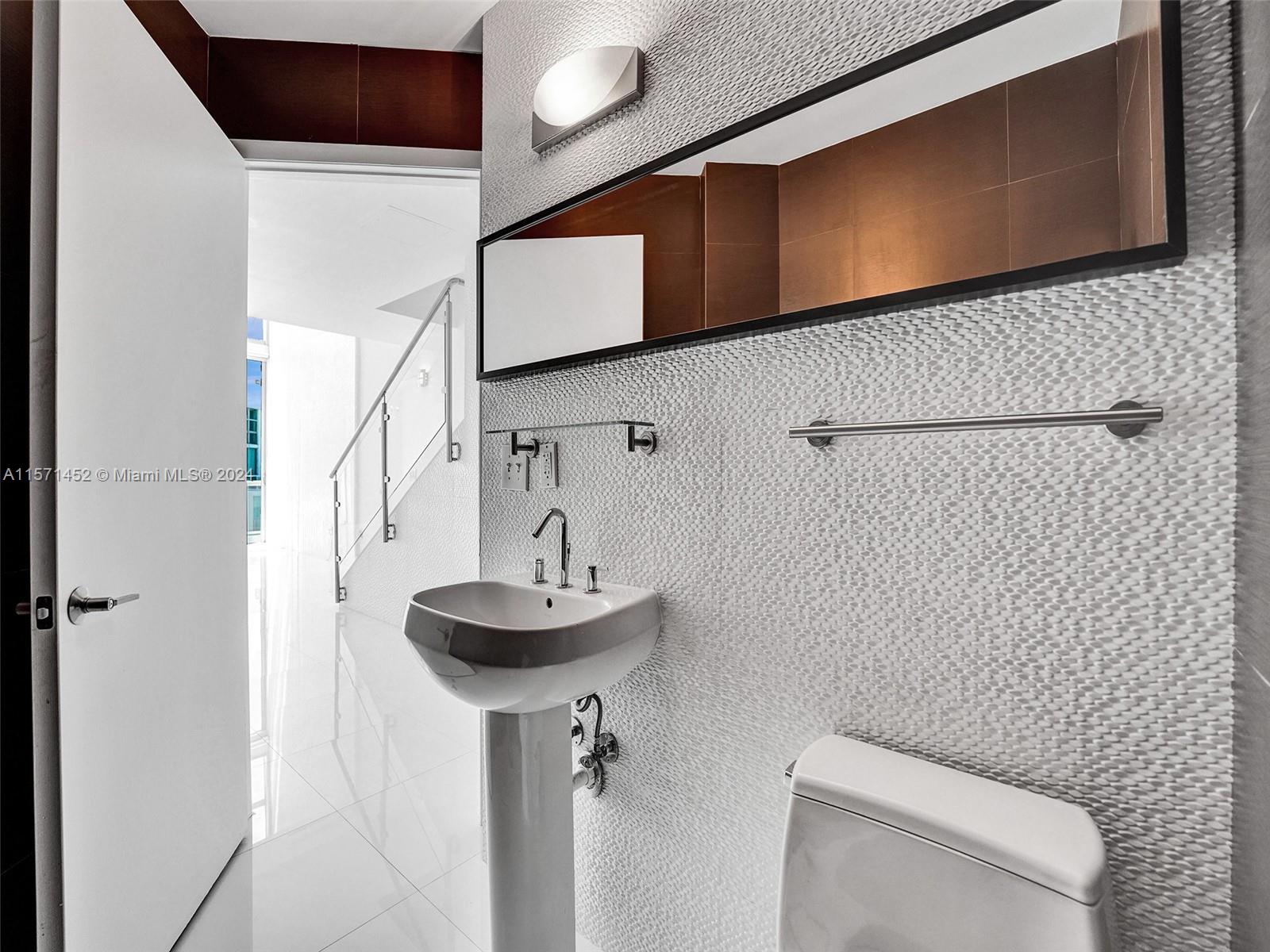 3131 NE 188th St 2-1209, Aventura, Florida 33180, 2 Bedrooms Bedrooms, ,2 BathroomsBathrooms,Residential,For Sale,3131 NE 188th St 2-1209,A11571452