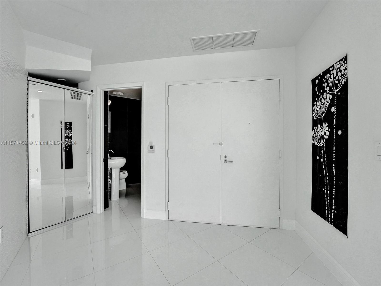 3131 NE 188th St 2-1209, Aventura, Florida 33180, 2 Bedrooms Bedrooms, ,2 BathroomsBathrooms,Residential,For Sale,3131 NE 188th St 2-1209,A11571452