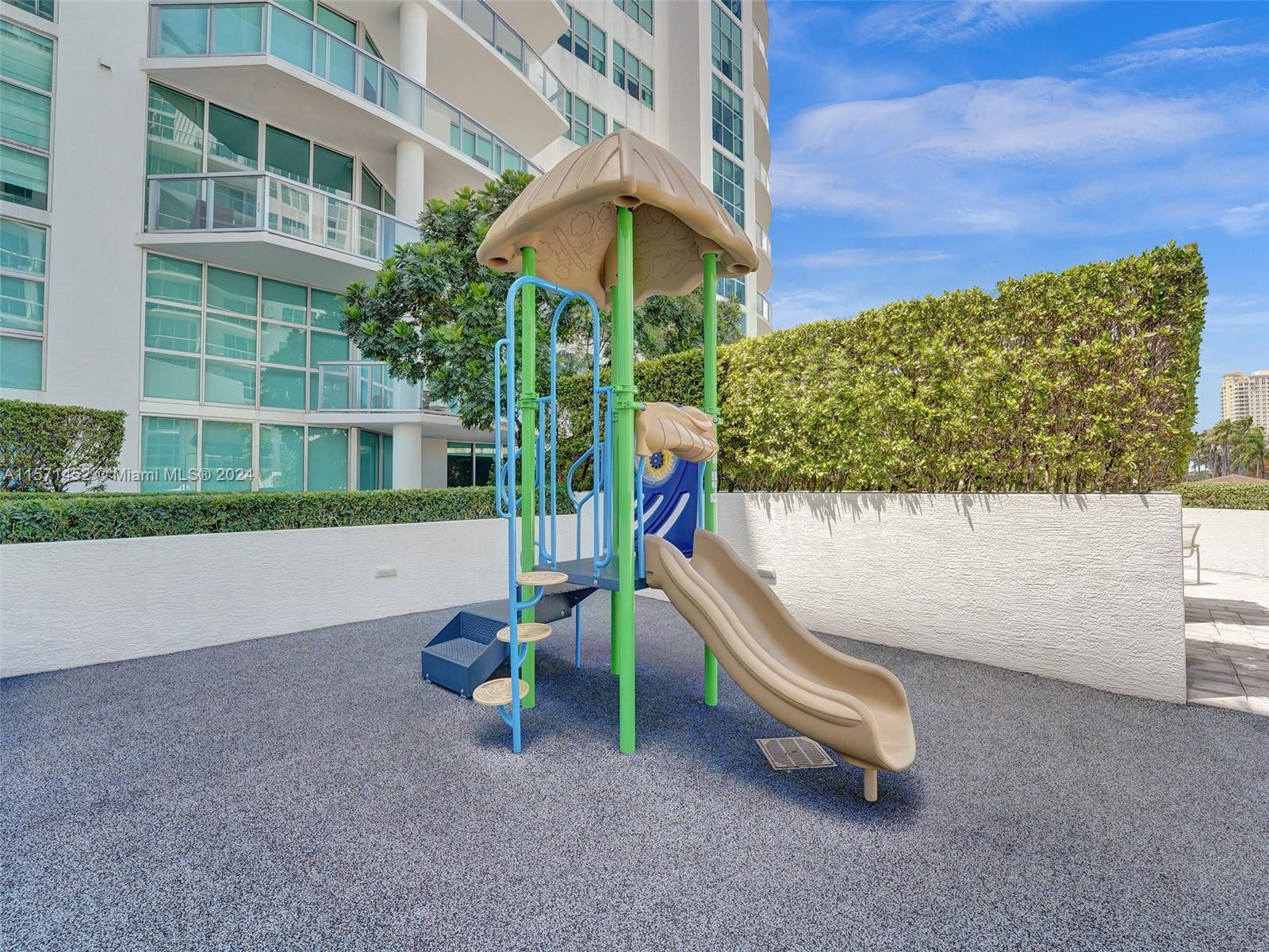 3131 NE 188th St 2-1209, Aventura, Florida 33180, 2 Bedrooms Bedrooms, ,2 BathroomsBathrooms,Residential,For Sale,3131 NE 188th St 2-1209,A11571452