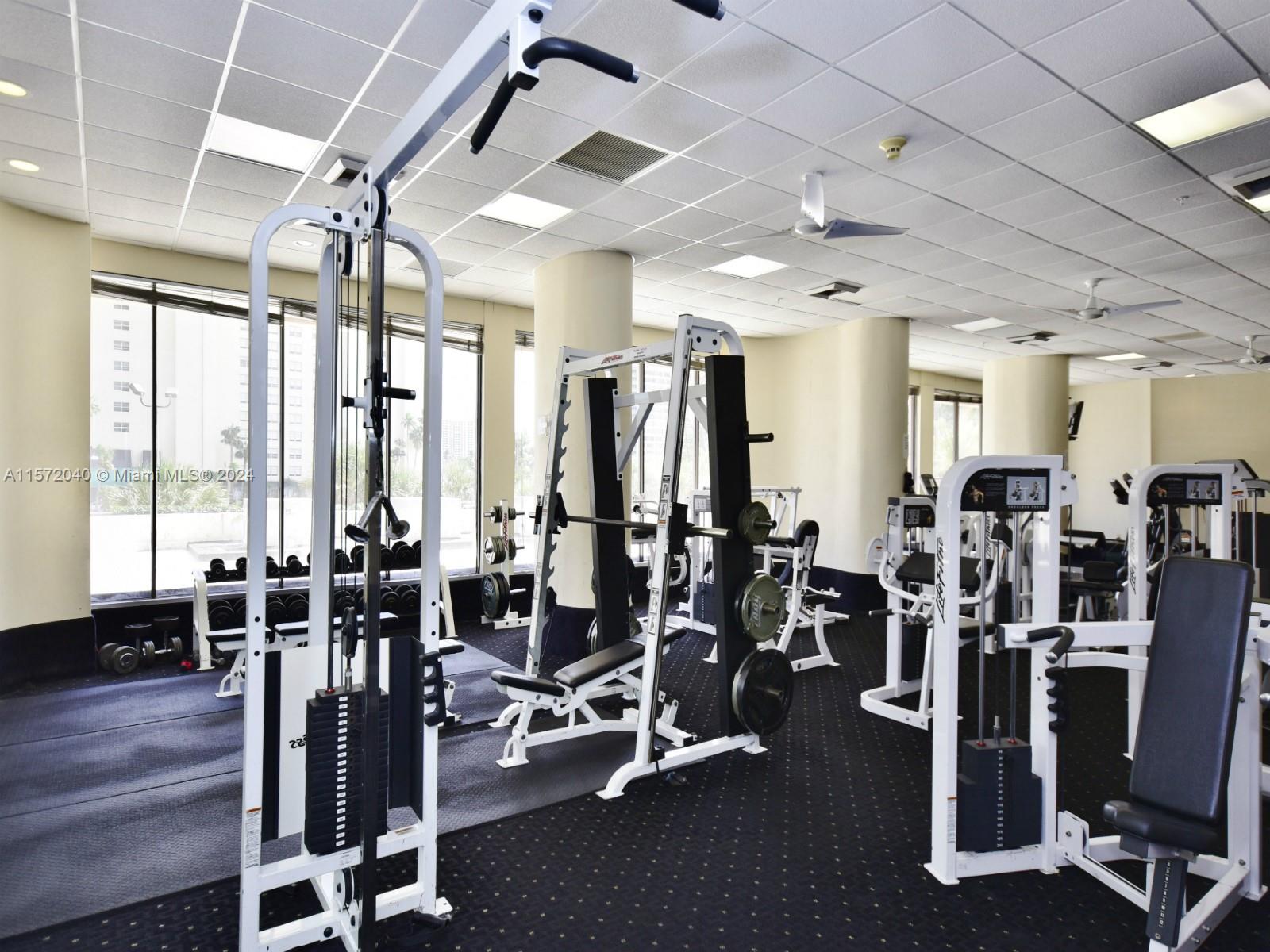 1800 NE 114th St 901, Miami, Florida 33181, 2 Bedrooms Bedrooms, ,3 BathroomsBathrooms,Residential,For Sale,1800 NE 114th St 901,A11572040