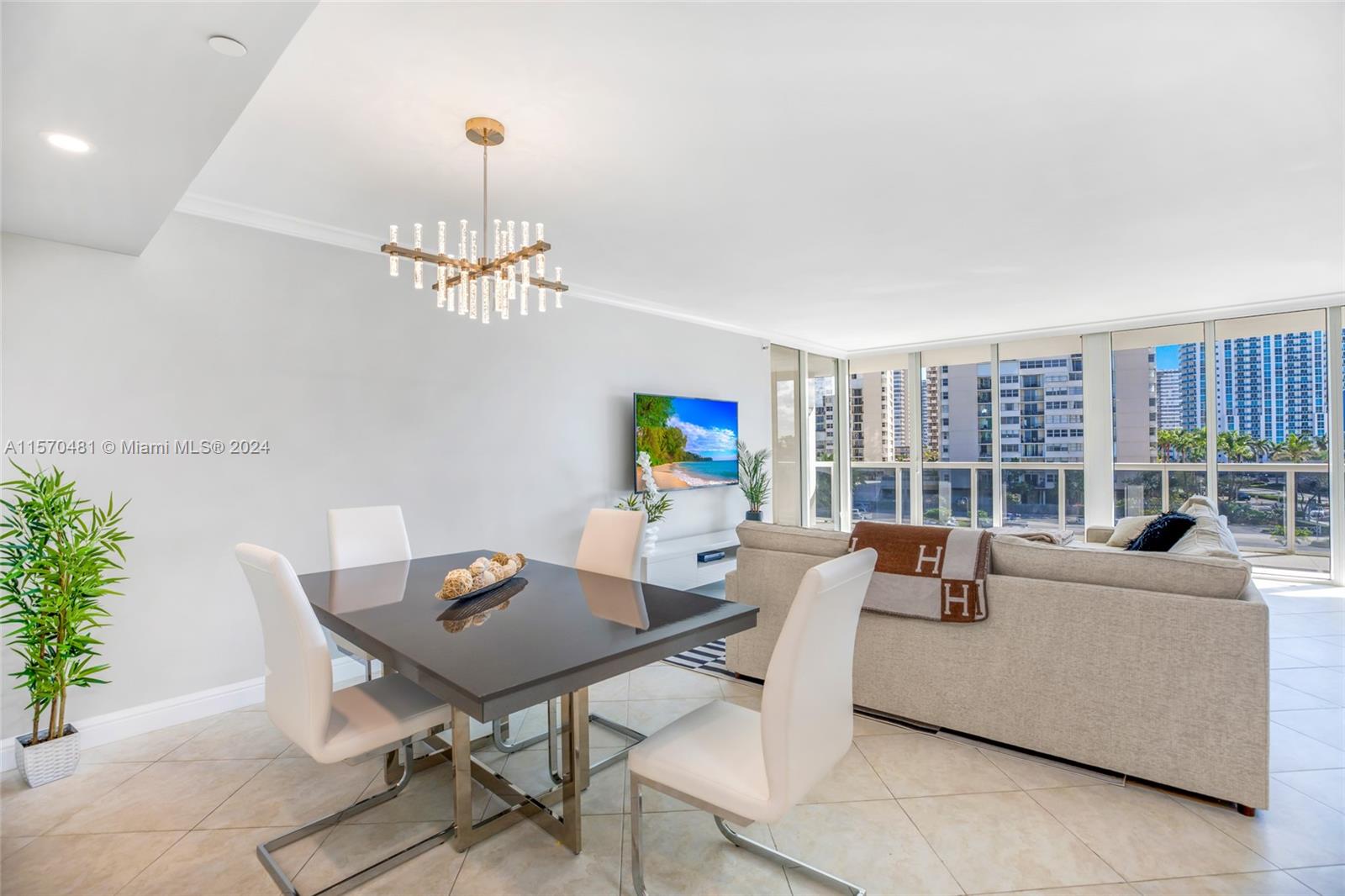 1850 S Ocean Dr 405, Hallandale Beach, Florida 33009, 2 Bedrooms Bedrooms, ,2 BathroomsBathrooms,Residential,For Sale,1850 S Ocean Dr 405,A11570481