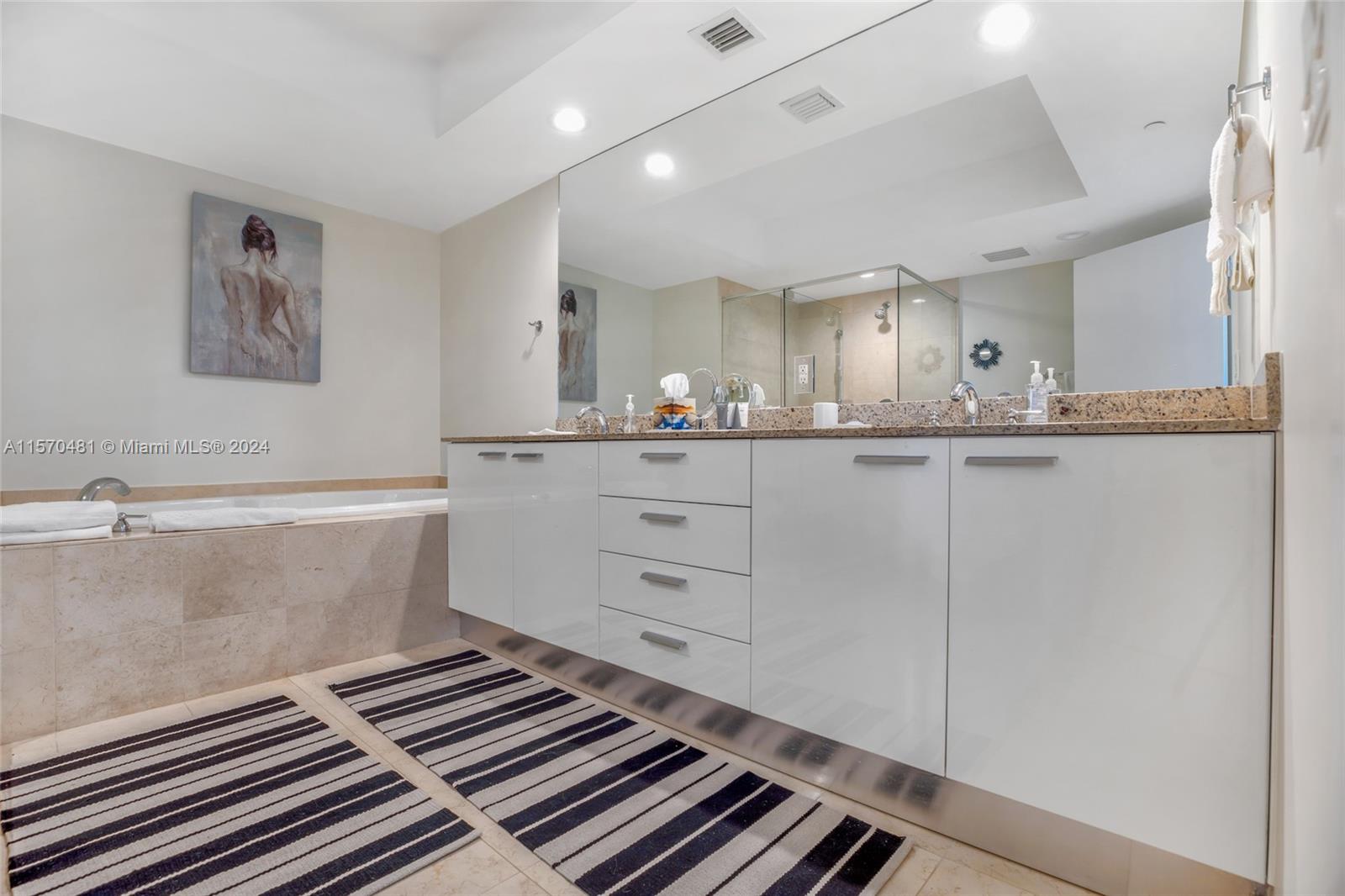 1850 S Ocean Dr 405, Hallandale Beach, Florida 33009, 2 Bedrooms Bedrooms, ,2 BathroomsBathrooms,Residential,For Sale,1850 S Ocean Dr 405,A11570481