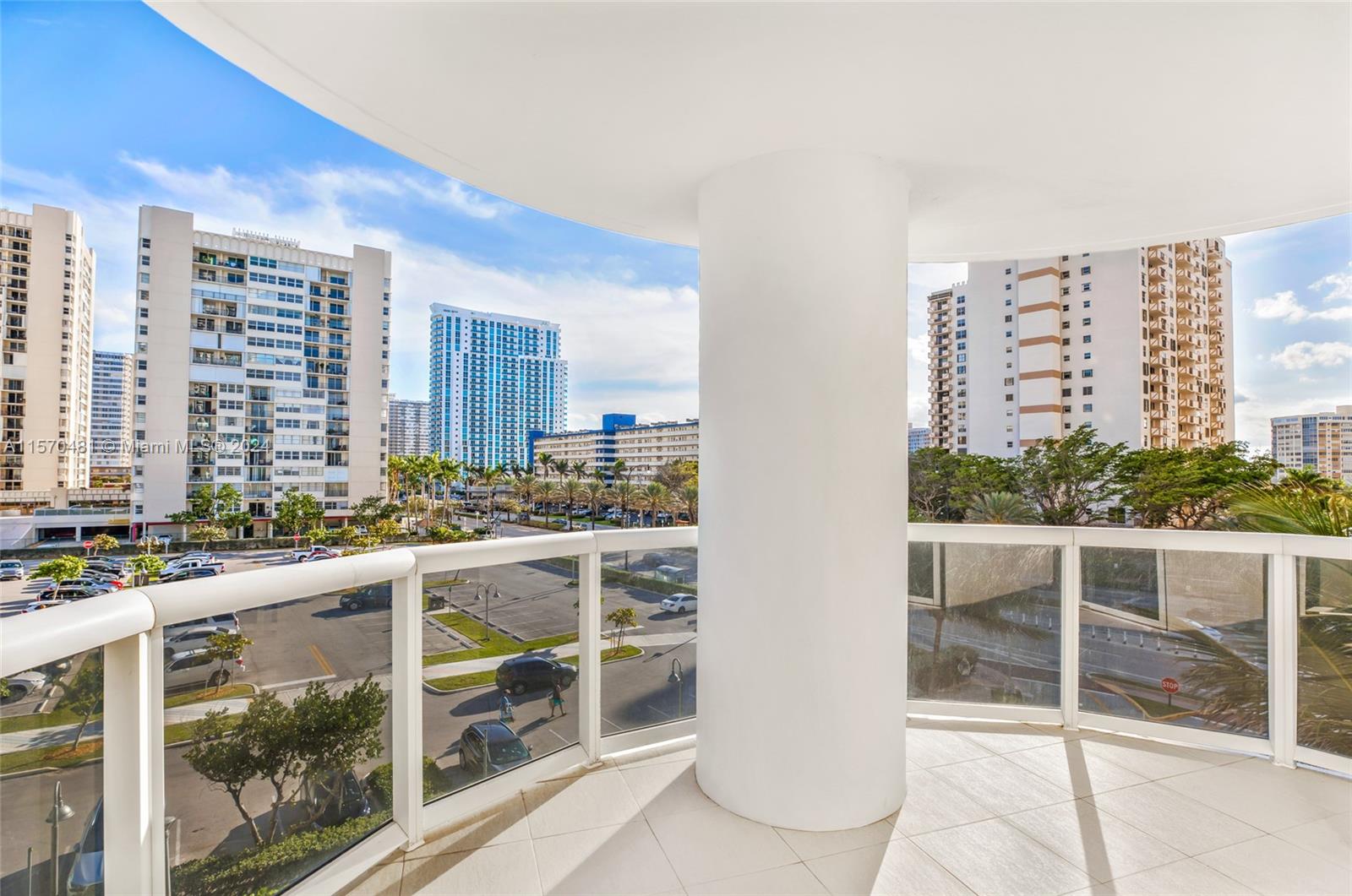 1850 S Ocean Dr 405, Hallandale Beach, Florida 33009, 2 Bedrooms Bedrooms, ,2 BathroomsBathrooms,Residential,For Sale,1850 S Ocean Dr 405,A11570481
