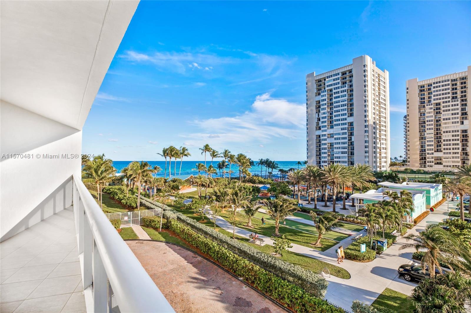 1850 S Ocean Dr 405, Hallandale Beach, Florida 33009, 2 Bedrooms Bedrooms, ,2 BathroomsBathrooms,Residential,For Sale,1850 S Ocean Dr 405,A11570481