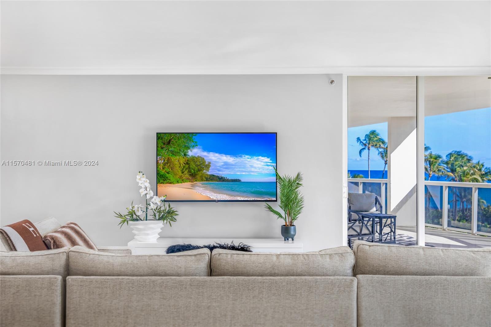 1850 S Ocean Dr 405, Hallandale Beach, Florida 33009, 2 Bedrooms Bedrooms, ,2 BathroomsBathrooms,Residential,For Sale,1850 S Ocean Dr 405,A11570481