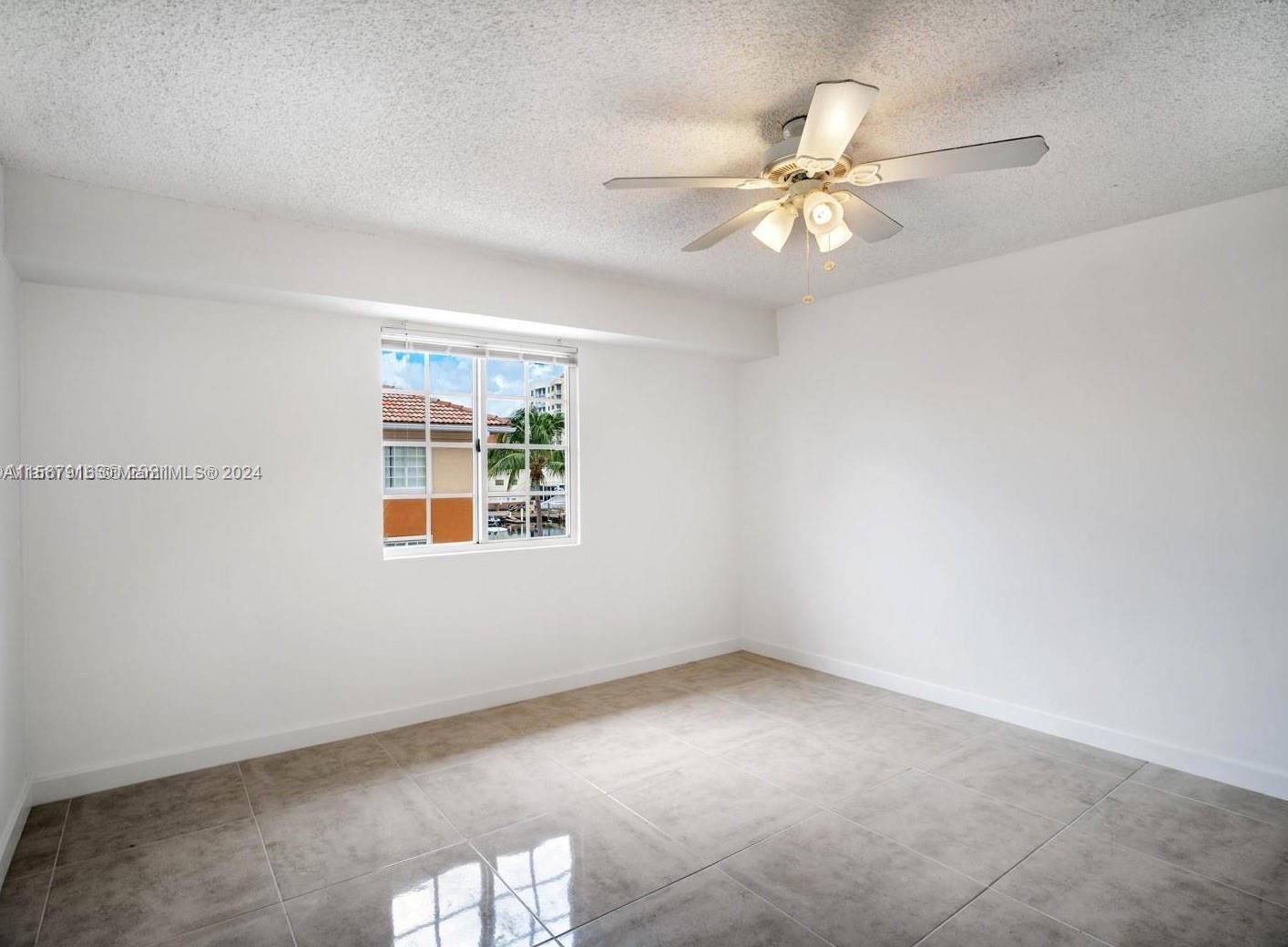 2965 NE 185th St 1518, Aventura, Florida 33180, 1 Bedroom Bedrooms, ,1 BathroomBathrooms,Residentiallease,For Rent,2965 NE 185th St 1518,A11567916