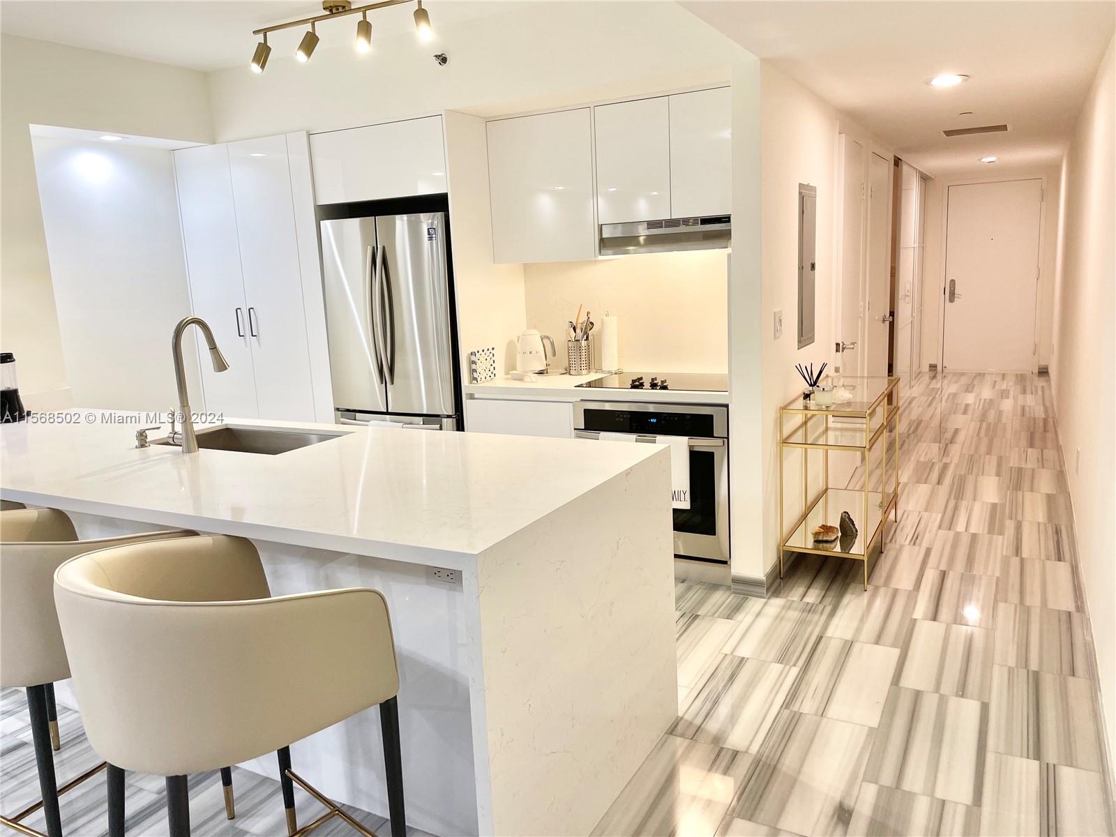 1830 S Ocean Dr 3812, Hallandale Beach, Florida 33009, 1 Bedroom Bedrooms, ,1 BathroomBathrooms,Residentiallease,For Rent,1830 S Ocean Dr 3812,A11568502