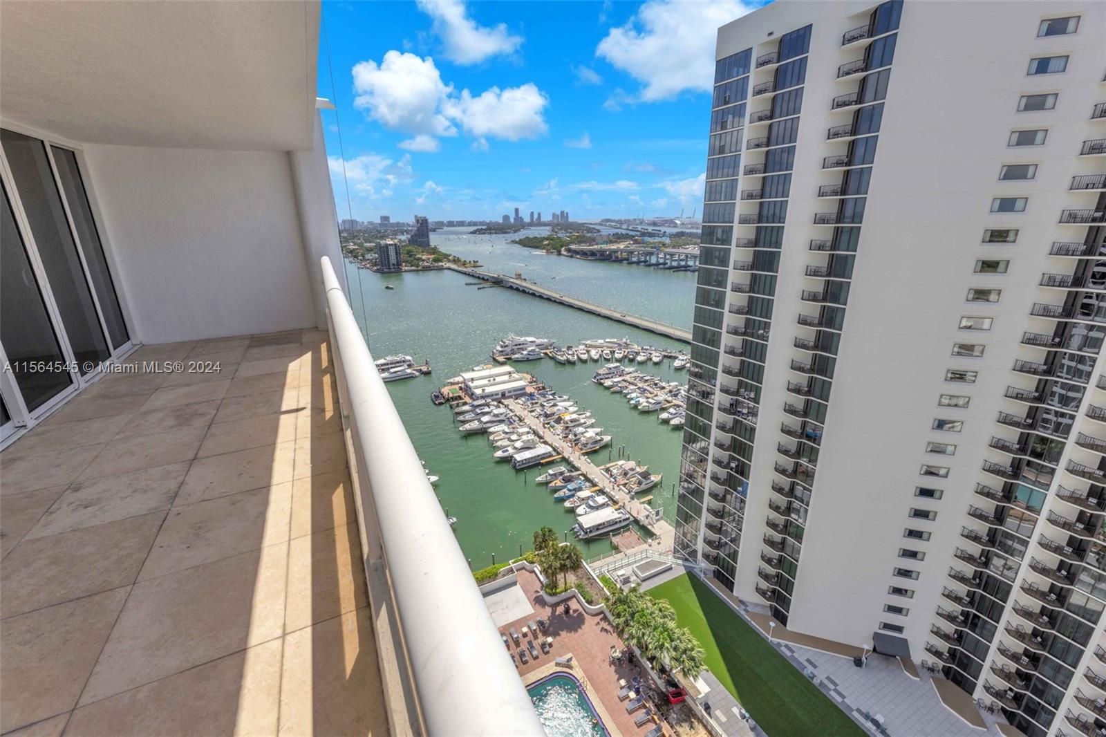 1717 N Bayshore Dr A-2844, Miami, Florida 33132, 1 Bedroom Bedrooms, ,1 BathroomBathrooms,Residentiallease,For Rent,1717 N Bayshore Dr A-2844,A11564545