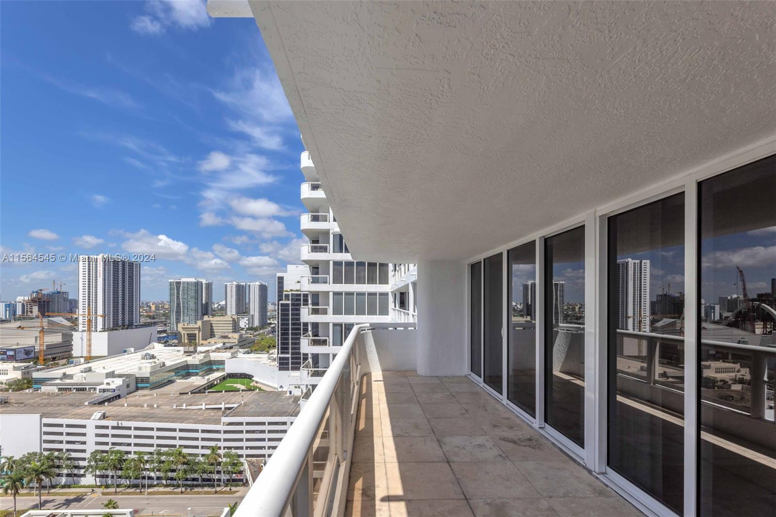 1717 N Bayshore Dr A-2844, Miami, Florida 33132, 1 Bedroom Bedrooms, ,1 BathroomBathrooms,Residentiallease,For Rent,1717 N Bayshore Dr A-2844,A11564545