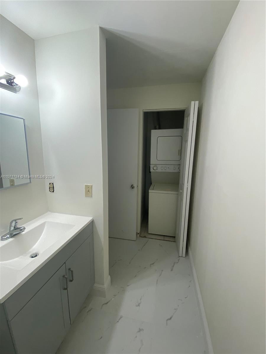 2nd floor laundry