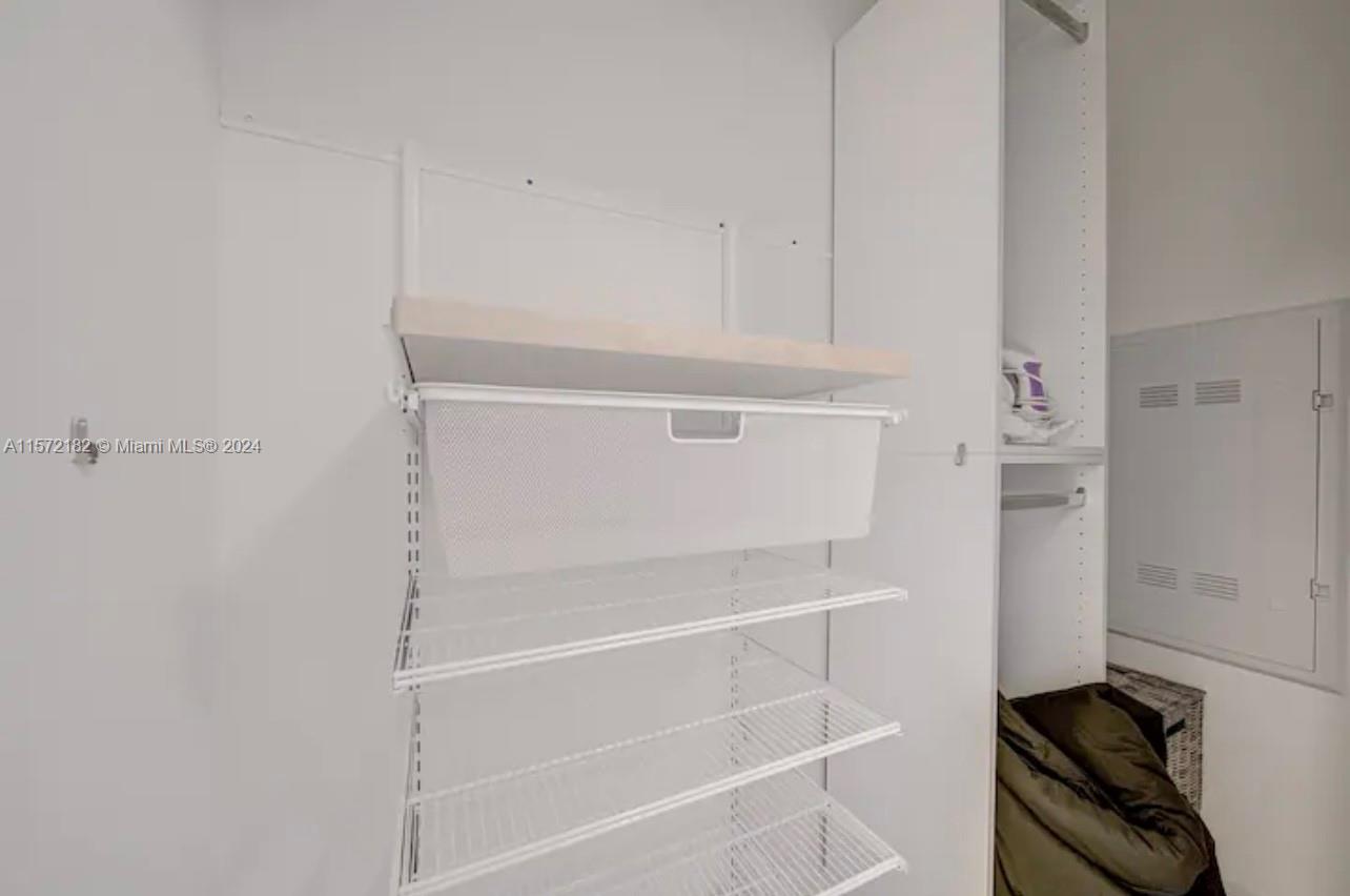 321 NE 26th St 905, Miami, Florida 33137, 1 Bedroom Bedrooms, ,1 BathroomBathrooms,Residentiallease,For Rent,321 NE 26th St 905,A11572182