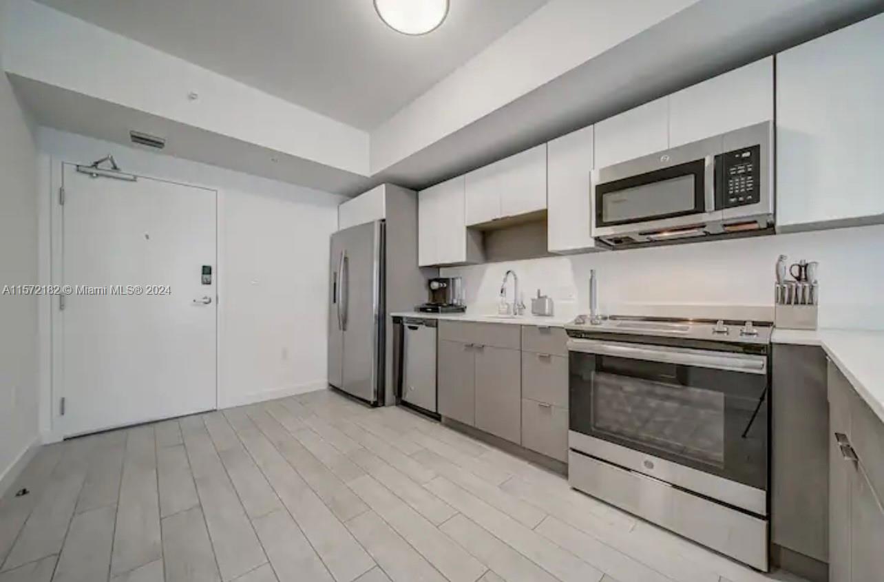 321 NE 26th St 905, Miami, Florida 33137, 1 Bedroom Bedrooms, ,1 BathroomBathrooms,Residentiallease,For Rent,321 NE 26th St 905,A11572182