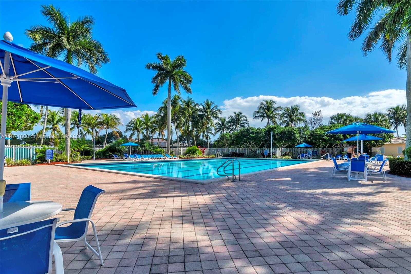 867 NW 170th Ter 10, Pembroke Pines, Florida 33028, 3 Bedrooms Bedrooms, ,2 BathroomsBathrooms,Residentiallease,For Rent,867 NW 170th Ter 10,A11571666