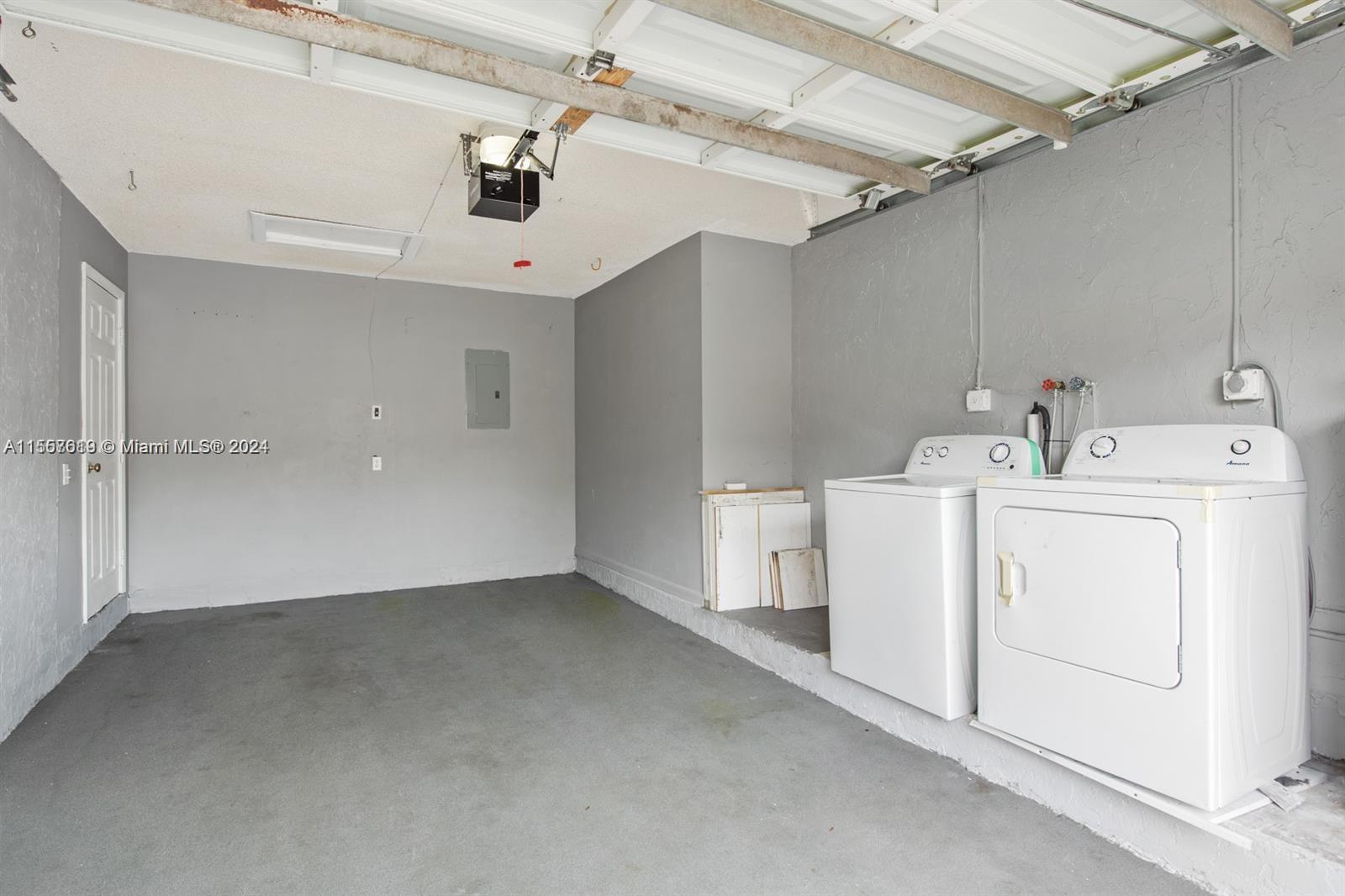 17329 NW 62nd Ct, Hialeah, Florida 33015, 3 Bedrooms Bedrooms, ,2 BathroomsBathrooms,Residentiallease,For Rent,17329 NW 62nd Ct,A11557619