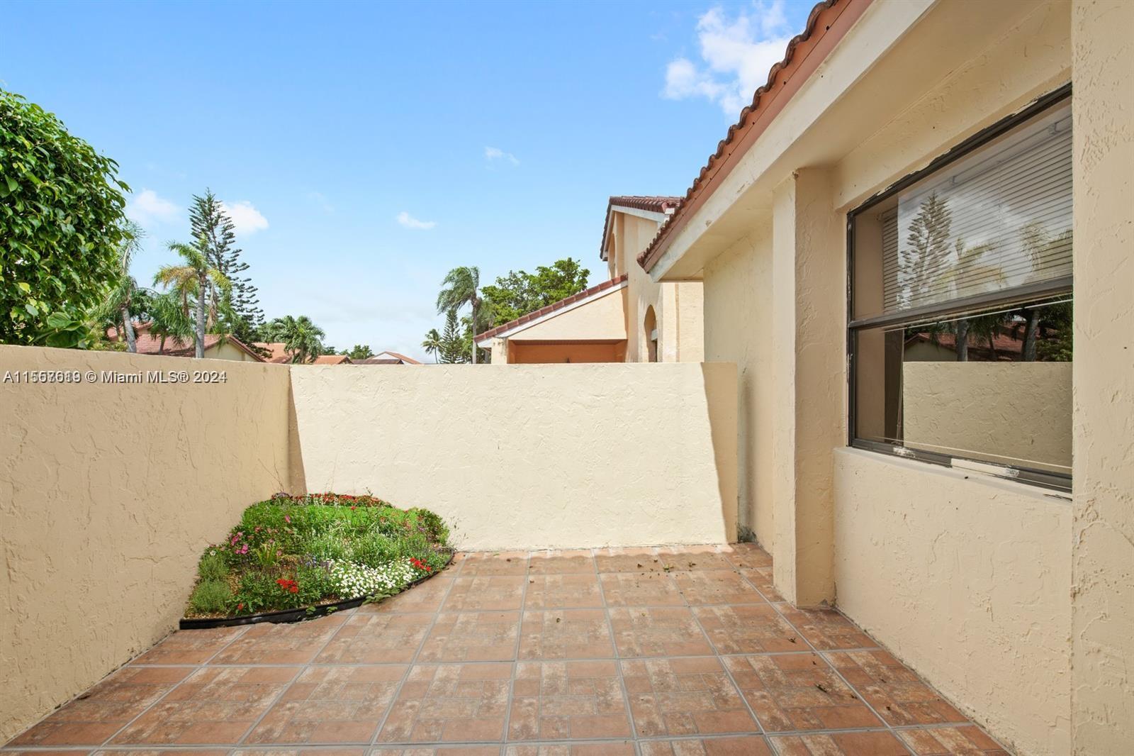 17329 NW 62nd Ct, Hialeah, Florida 33015, 3 Bedrooms Bedrooms, ,2 BathroomsBathrooms,Residentiallease,For Rent,17329 NW 62nd Ct,A11557619