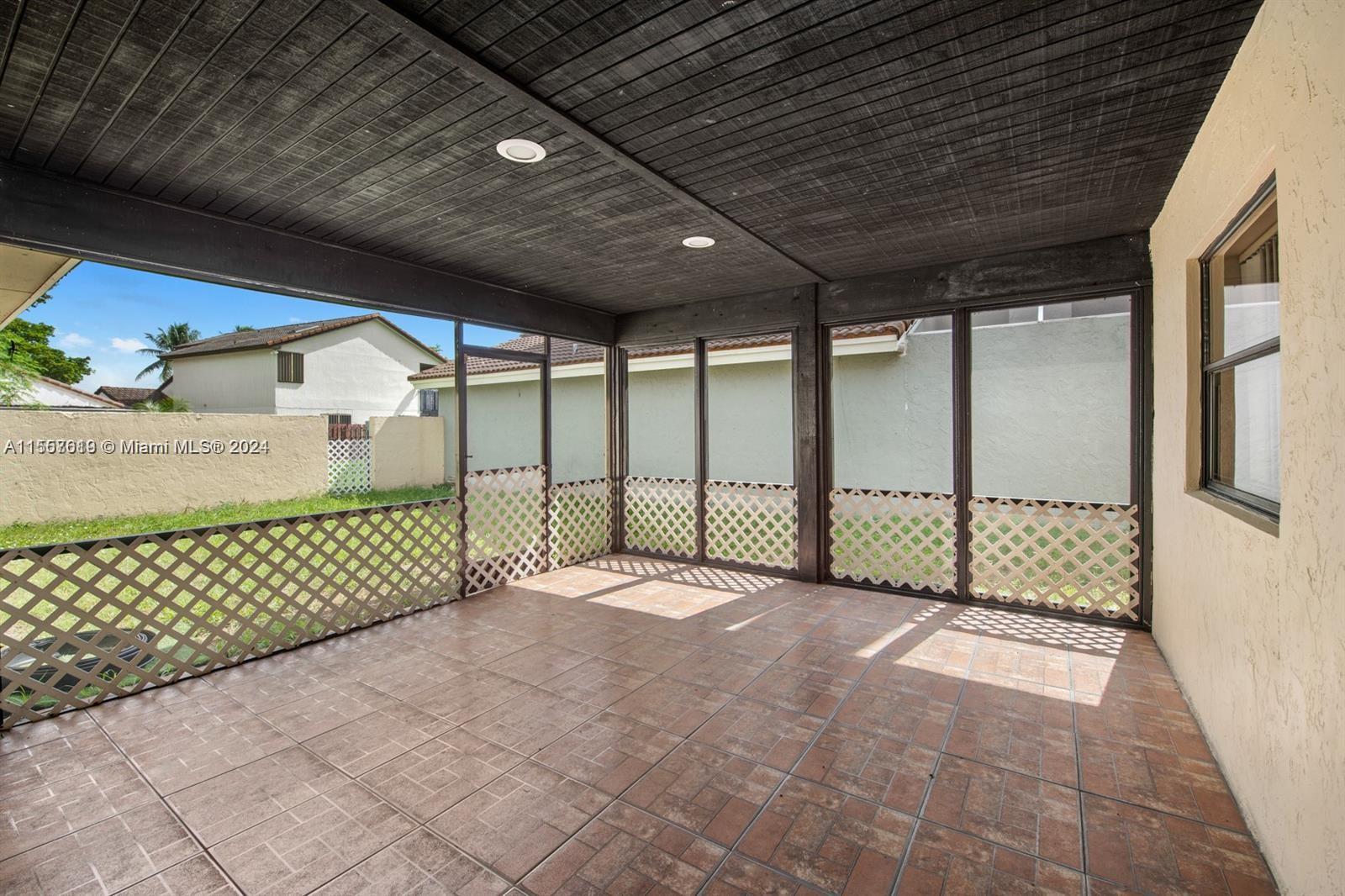 17329 NW 62nd Ct, Hialeah, Florida 33015, 3 Bedrooms Bedrooms, ,2 BathroomsBathrooms,Residentiallease,For Rent,17329 NW 62nd Ct,A11557619